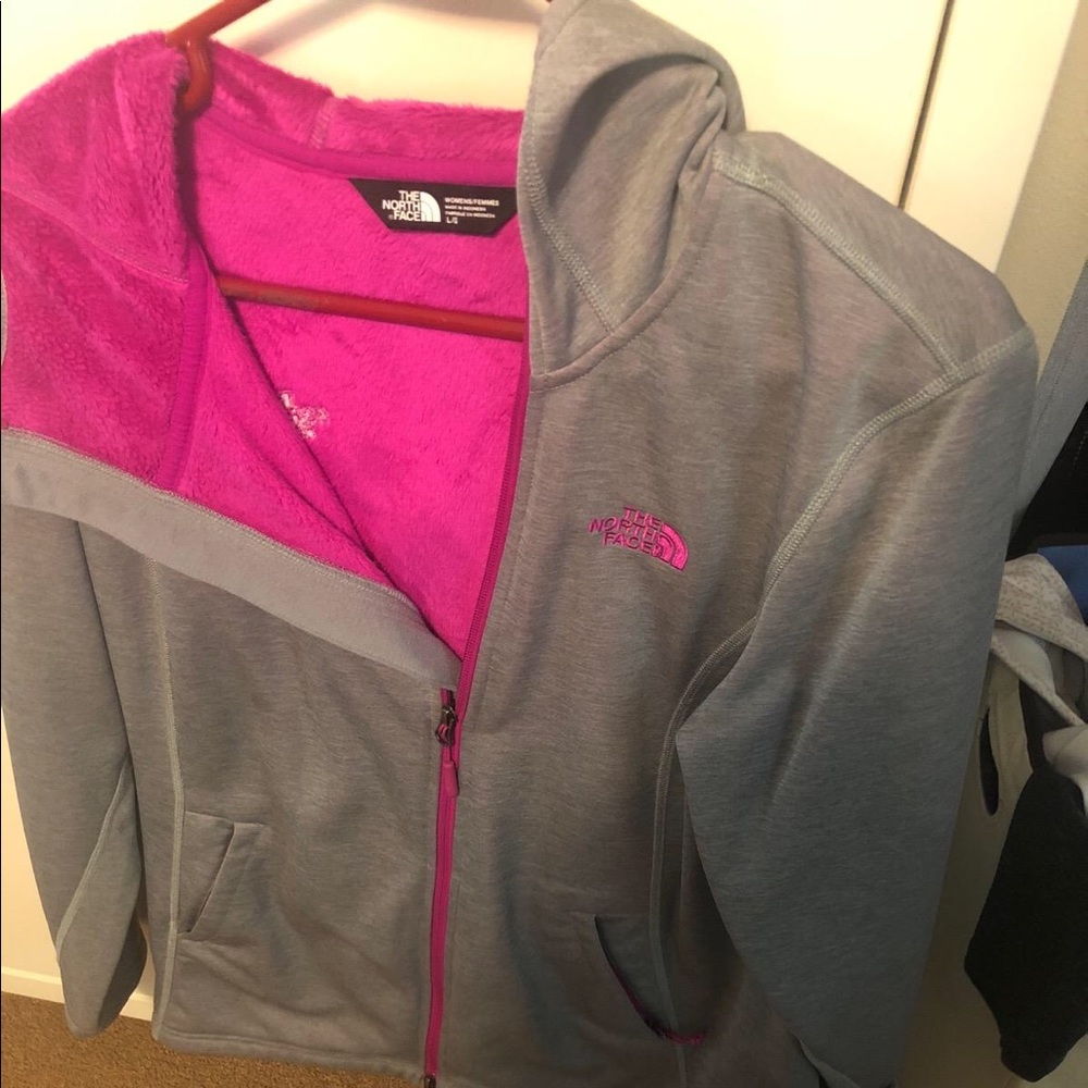 Women’s North Face jacket